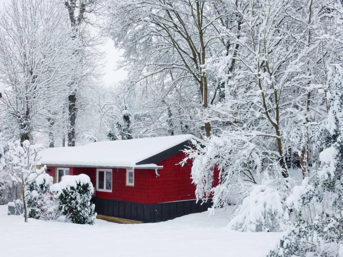 Le Cabanon De Chessy Bed and Breakfast Buitenkant foto