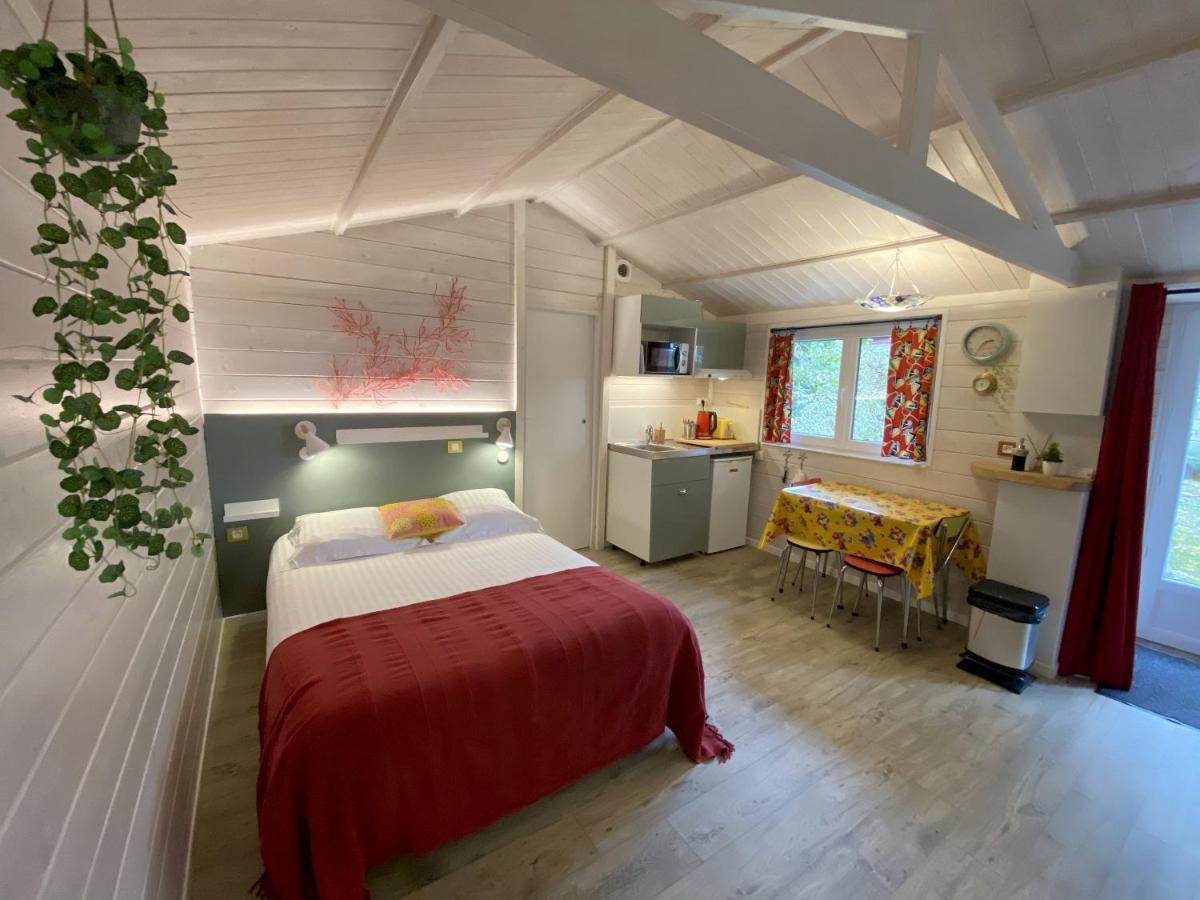 Le Cabanon De Chessy Bed and Breakfast Buitenkant foto