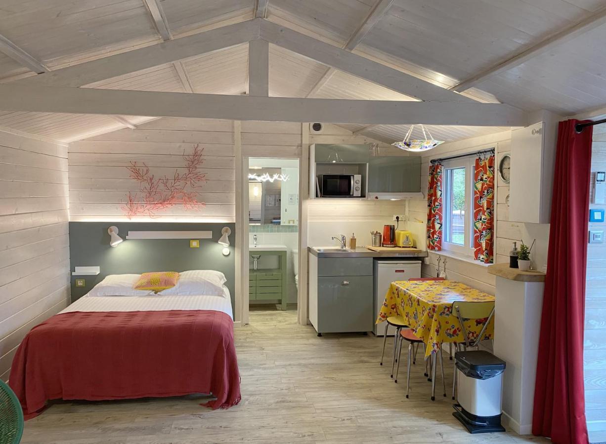 Le Cabanon De Chessy Bed and Breakfast Buitenkant foto