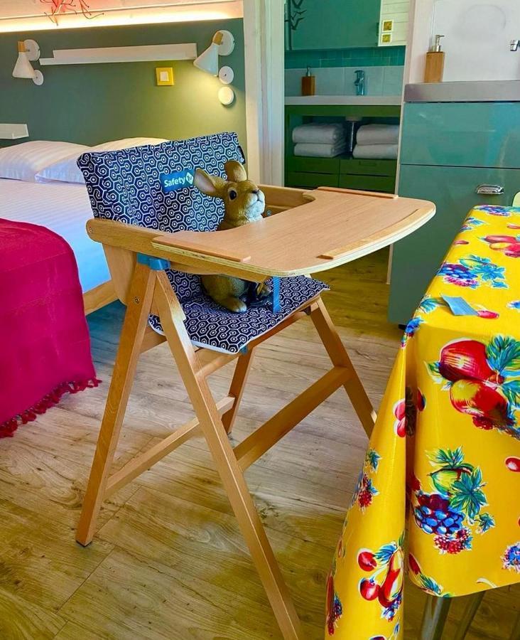 Le Cabanon De Chessy Bed and Breakfast Buitenkant foto